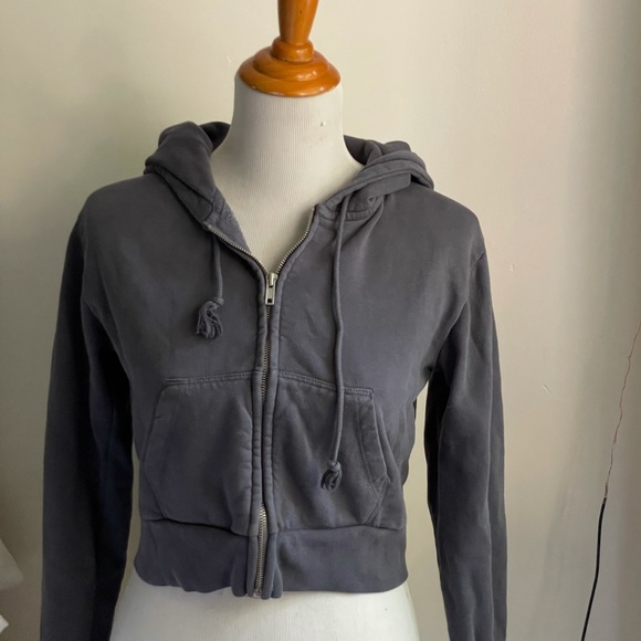 BRANDY MELVILLE CROPPED HOODIE - Picture 2 of 3